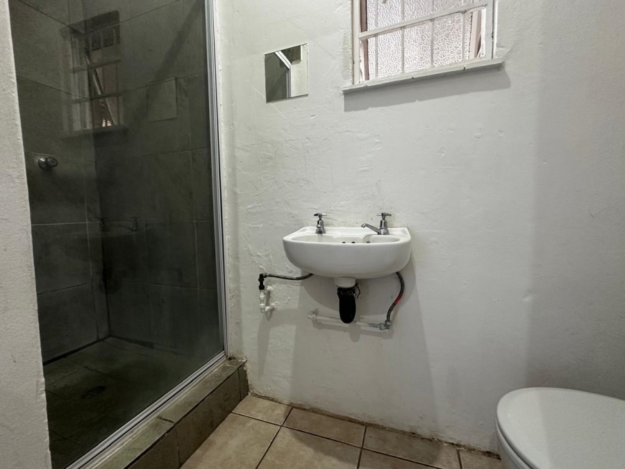 5 Bedroom Property for Sale in Brandwag Free State
